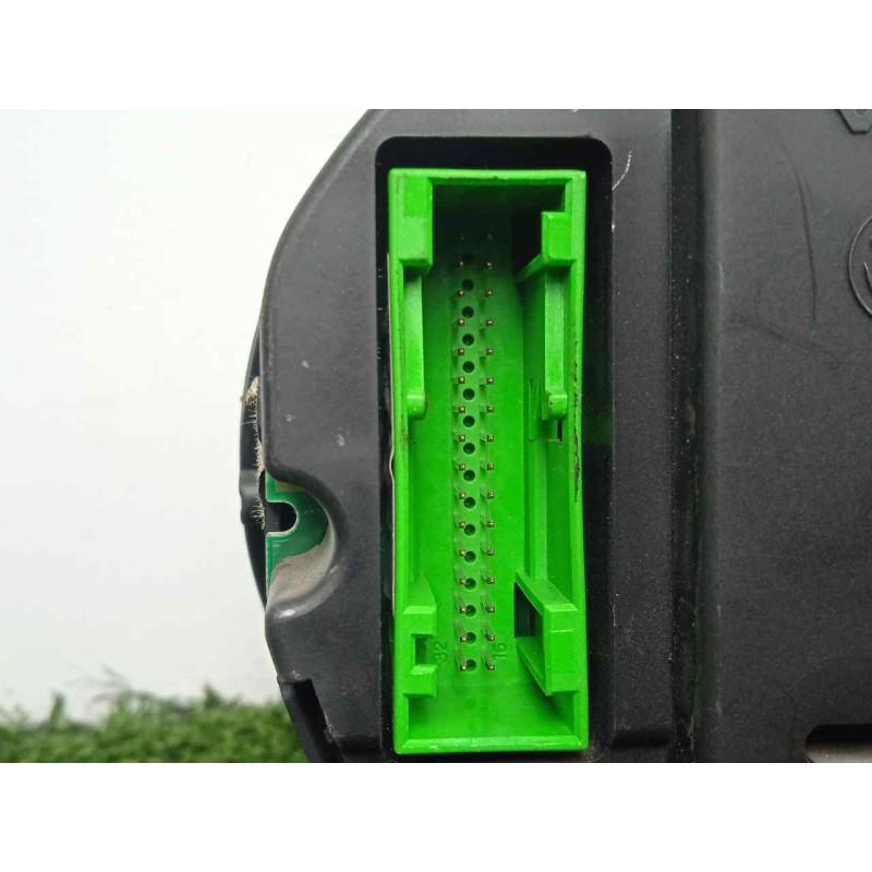 Recambio de cuadro instrumentos para volkswagen polo (9n3) 1.4 tdi referencia OEM IAM 6Q0920804JX  