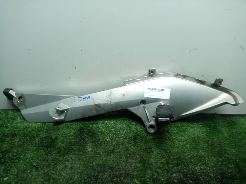 Recambio de posapie para bmw r 1200 rt/st referencia OEM IAM 46717675290 DERECHO K26 - 05-10