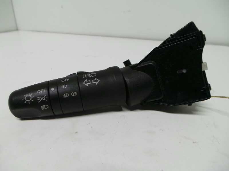 Recambio de mando intermitentes para nissan x-trail (t31) se referencia OEM IAM 25540-AV600-1928  