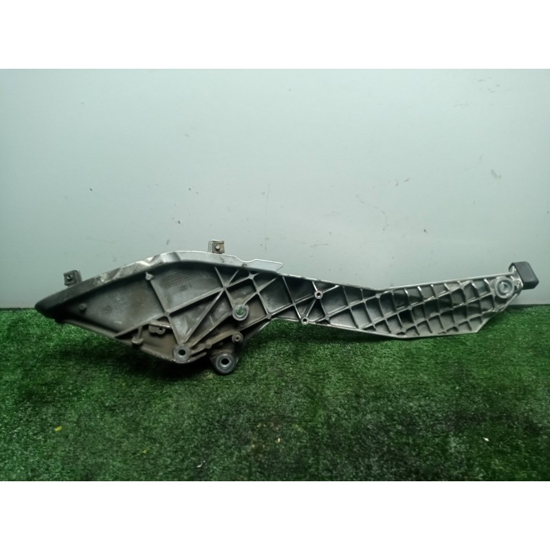 Recambio de posapie para bmw r 1200 rt/st referencia OEM IAM 46717675290 DERECHO K26 - 05-10