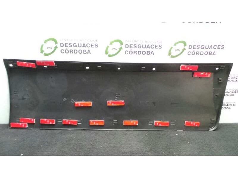 Recambio de moldura para hyundai terracan (hp) referencia OEM IAM 87753H1020  