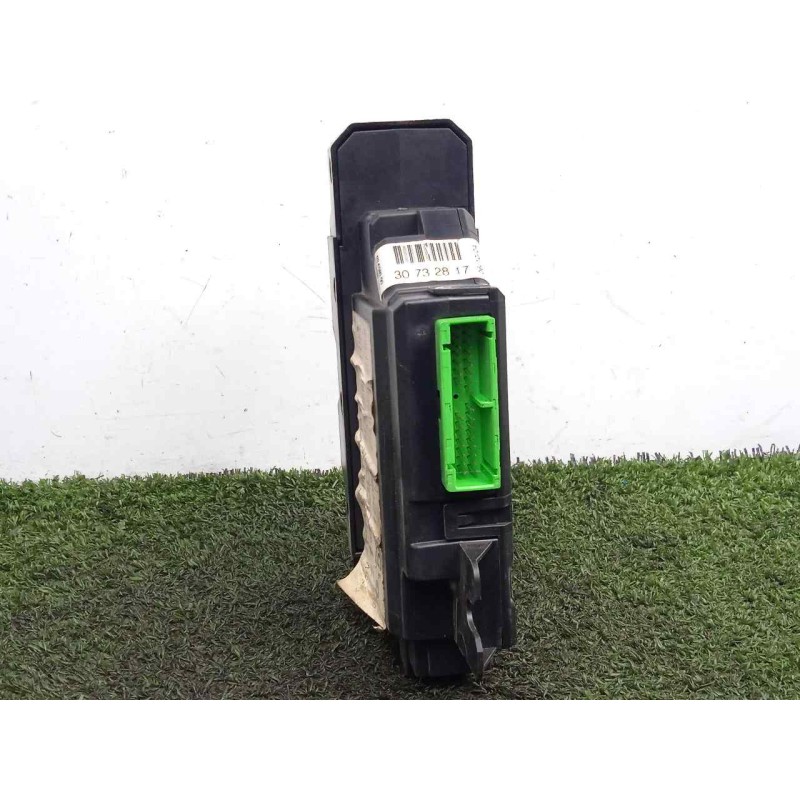 Recambio de mando elevalunas delantero derecho para volvo xc90 2.4 diesel cat referencia OEM IAM 30732817  