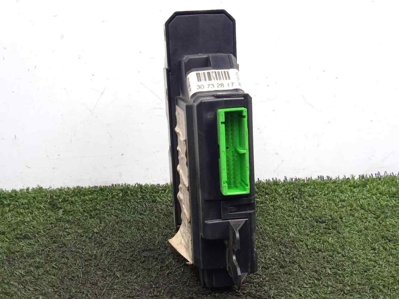 Recambio de mando elevalunas delantero derecho para volvo xc90 2.4 diesel cat referencia OEM IAM 30732817  