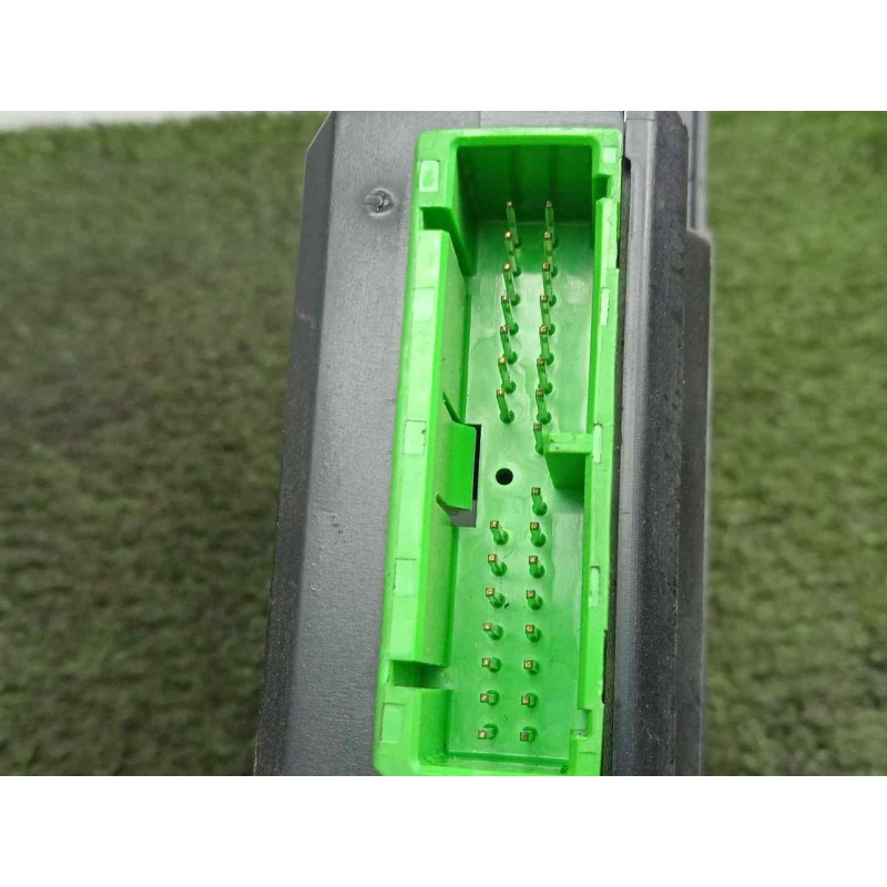 Recambio de mando elevalunas delantero derecho para volvo xc90 2.4 diesel cat referencia OEM IAM 30732817  