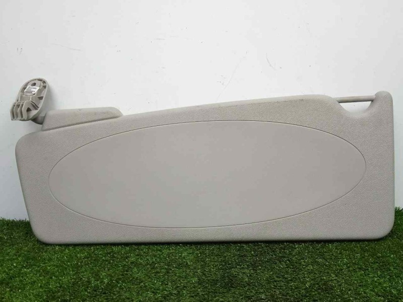 Recambio de parasol derecho para renault kangoo 1.5 blue dci diesel fap referencia OEM IAM 8200544838  