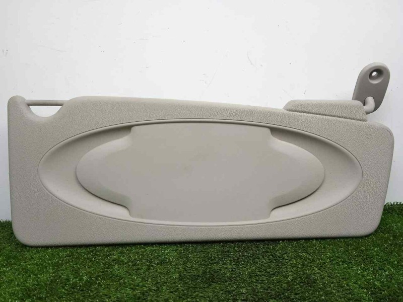 Recambio de parasol derecho para renault kangoo 1.5 blue dci diesel fap referencia OEM IAM 8200544838  