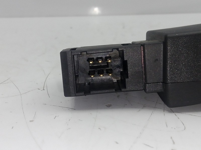 Recambio de mando multifuncion para renault clio iv 1.2 16v referencia OEM IAM   