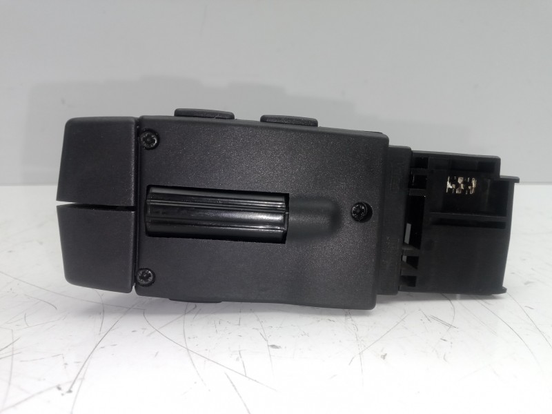 Recambio de mando multifuncion para renault clio iv 1.2 16v referencia OEM IAM   