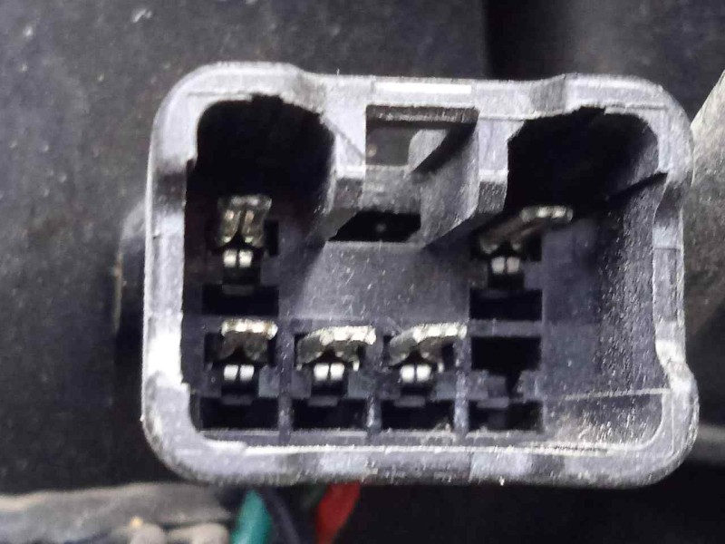 Recambio de piloto trasero izquierdo para hyundai accent (x3) 1.3 cat referencia OEM IAM SINREFERENCIA 95-97 CON.TARA