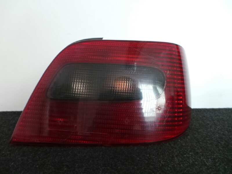 Recambio de piloto trasero derecho para citroën xsara berlina 1.9 diesel referencia OEM IAM  1.SERIE 