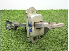 Recambio de retenedor puerta para toyota auris 1.4 turbodiesel cat referencia OEM IAM 6861002240 DELANTERA.DERECHA RETENIDA