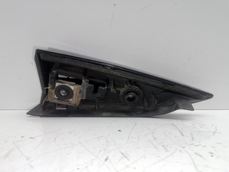 Recambio de moldura para renault clio iv 1.2 16v referencia OEM IAM 960325616R PORTÓN.ALERON DERECHO
