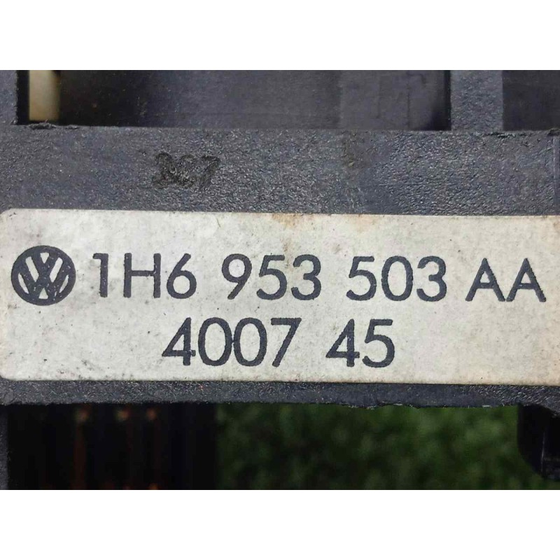 Recambio de mando limpia para volkswagen golf iii berlina (1h1) 1.6 referencia OEM IAM 1H6953503AA  