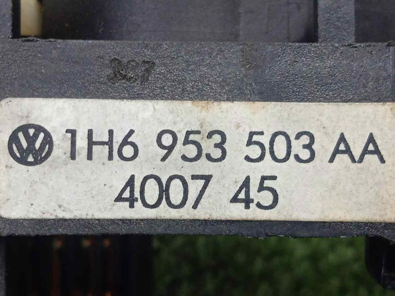 Recambio de mando limpia para volkswagen golf iii berlina (1h1) 1.6 referencia OEM IAM 1H6953503AA  