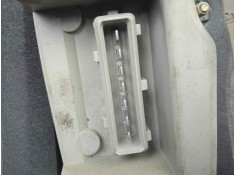 Recambio de piloto trasero izquierdo para ford escort berlina/turnier 1.6 16v cat referencia OEM IAM  RANCHERA  2