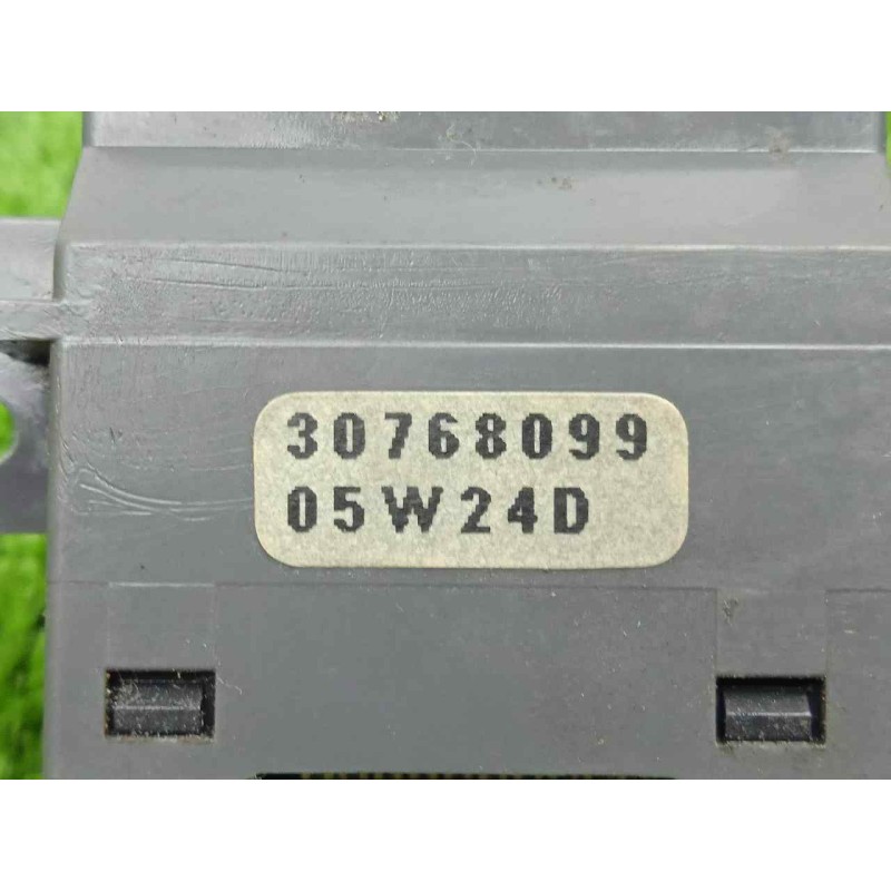 Recambio de mando limpia para volvo s60 berlina 2.4 diesel referencia OEM IAM 30768099  