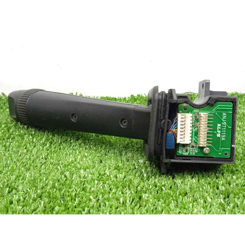 Recambio de mando limpia para volvo s60 berlina 2.4 diesel referencia OEM IAM 30768099  