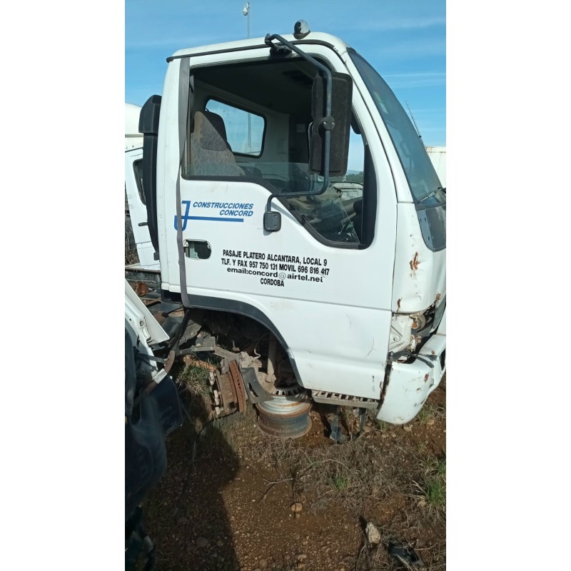 Recambio de puerta delantera derecha para isuzu n-series npr / nqr (npc6sc) npr 77 referencia OEM IAM   