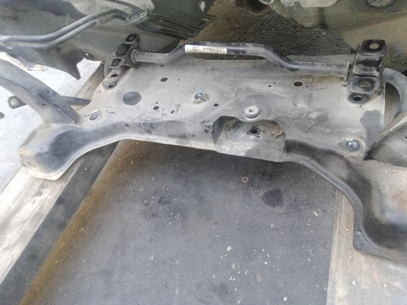 Recambio de puente delantero para ford focus lim. (cb8) 1.6 tdci cat referencia OEM IAM   