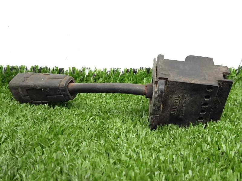 Recambio de mando limpia para renault 4 berlina/familiar/furgoneta 1.1 referencia OEM IAM   