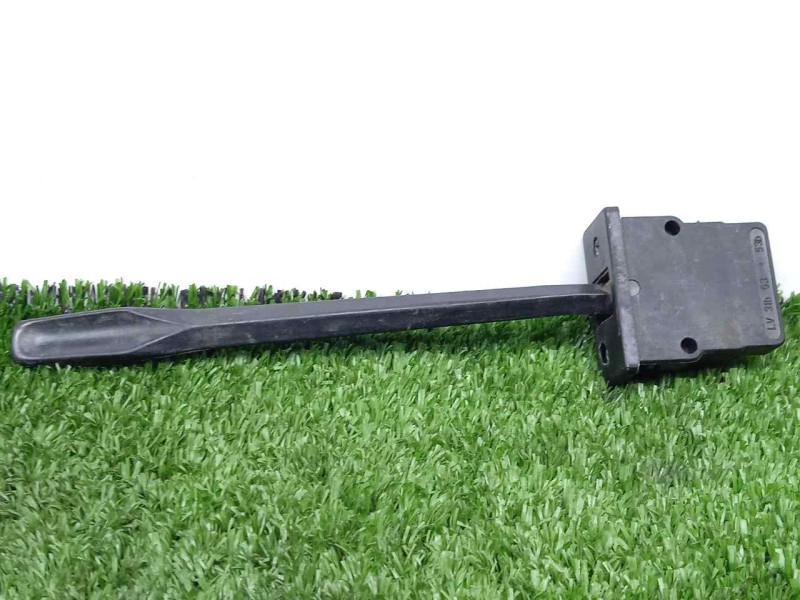 Recambio de mando limpia para renault 12 1.3 referencia OEM IAM   