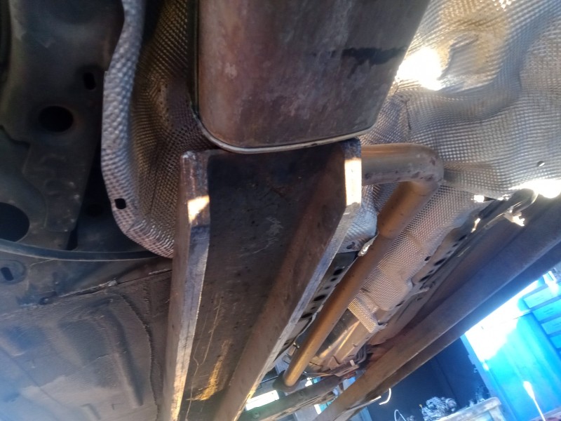 Recambio de tubo escape trasero para ford focus lim. (cb8) 1.6 tdci cat referencia OEM IAM   