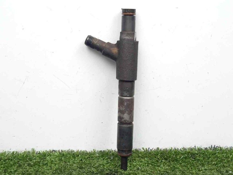 Recambio de inyector para isuzu n-serie referencia OEM IAM 8972598400-583Z484430  