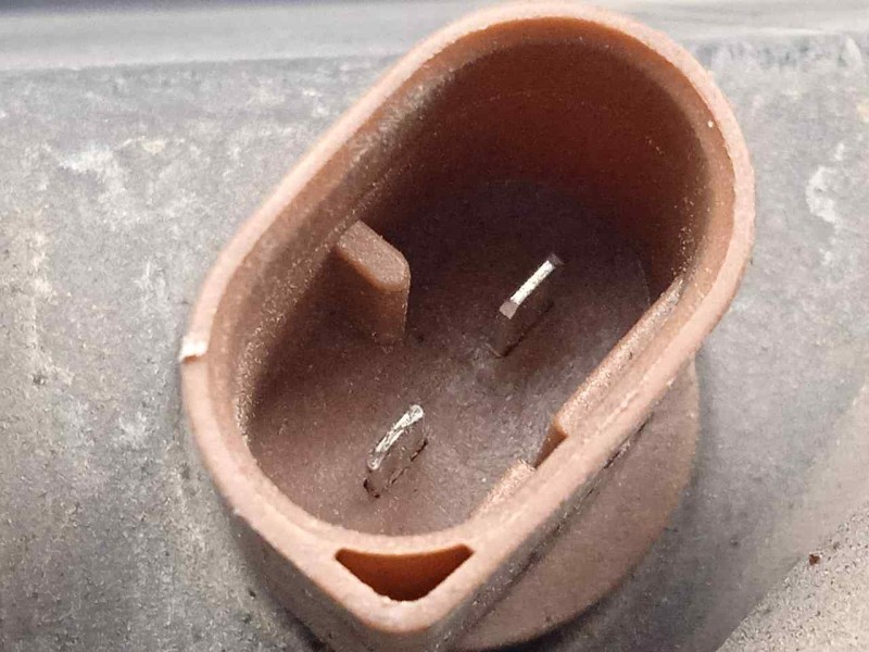 Recambio de faro derecho para bmw serie 3 compact (e46) 2.0 16v diesel cat referencia OEM IAM SINREFERENCIA HALOGENO 