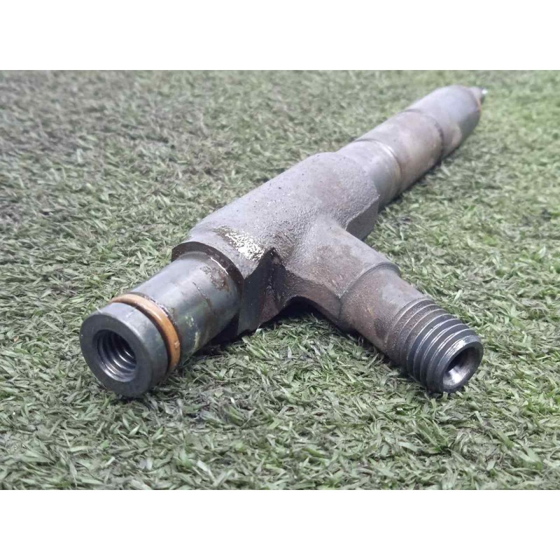 Recambio de inyector para isuzu n-serie referencia OEM IAM 8972598400-583Z484430  
