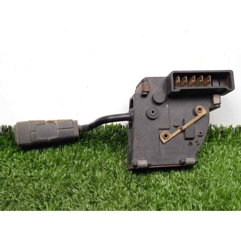 Recambio de mando limpia para renault 5 0.9 referencia OEM IAM   