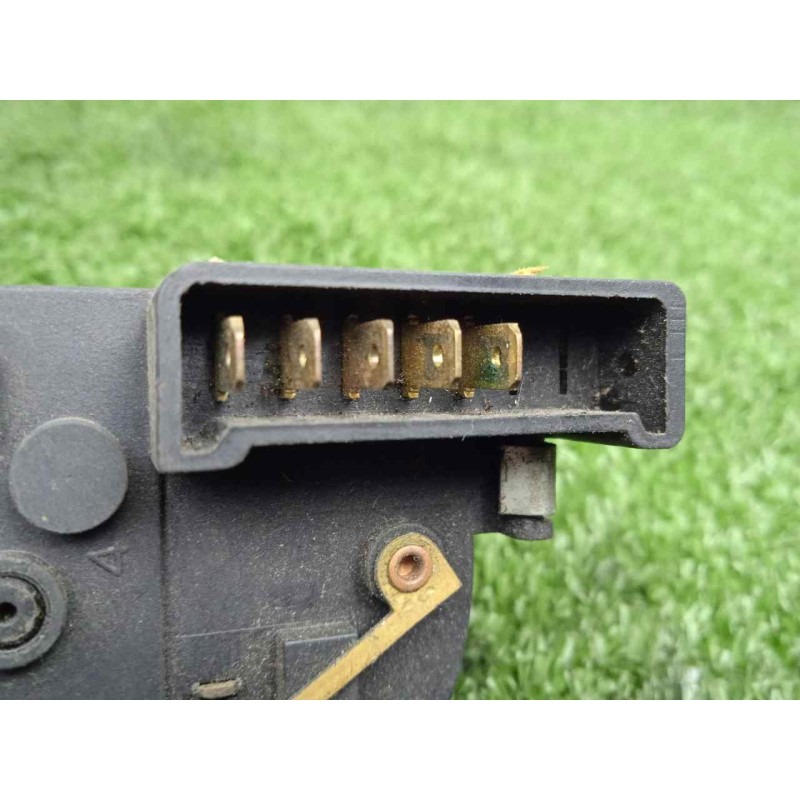 Recambio de mando limpia para renault 5 0.9 referencia OEM IAM   