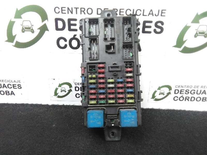 Recambio de caja reles / fusibles para hyundai santa fe (sm) 2.0 crdi cat referencia OEM IAM 9118826105  