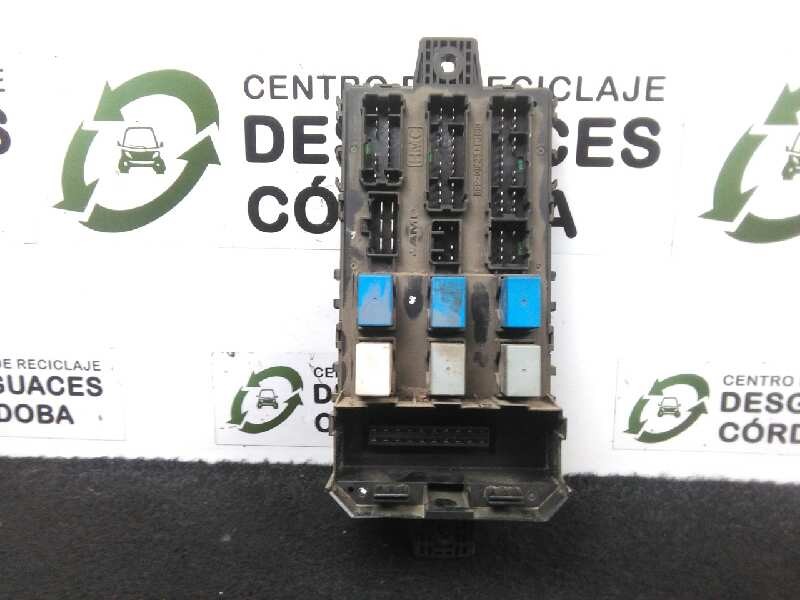 Recambio de caja reles / fusibles para hyundai santa fe (sm) 2.0 crdi cat referencia OEM IAM 9118826105  
