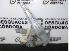 Recambio de elevalunas trasero derecho para toyota avensis wagon (t25) 2.2 d-4d cat referencia OEM IAM  ELECTRICO - 6.PINES CON. 2