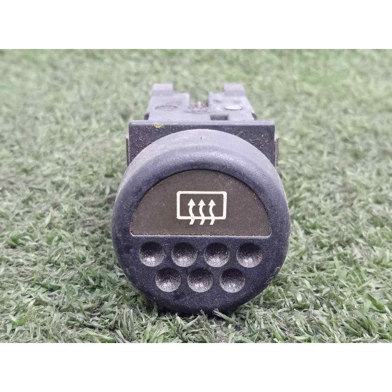 Recambio de boton luneta termica para peugeot 205 berlina referencia OEM IAM SINREFERENCIA  