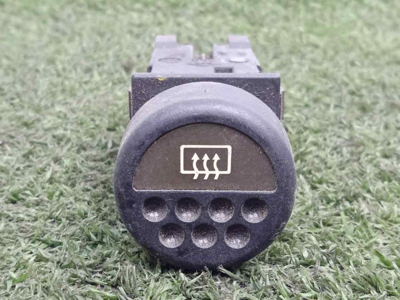 Recambio de boton luneta termica para peugeot 205 berlina referencia OEM IAM SINREFERENCIA  