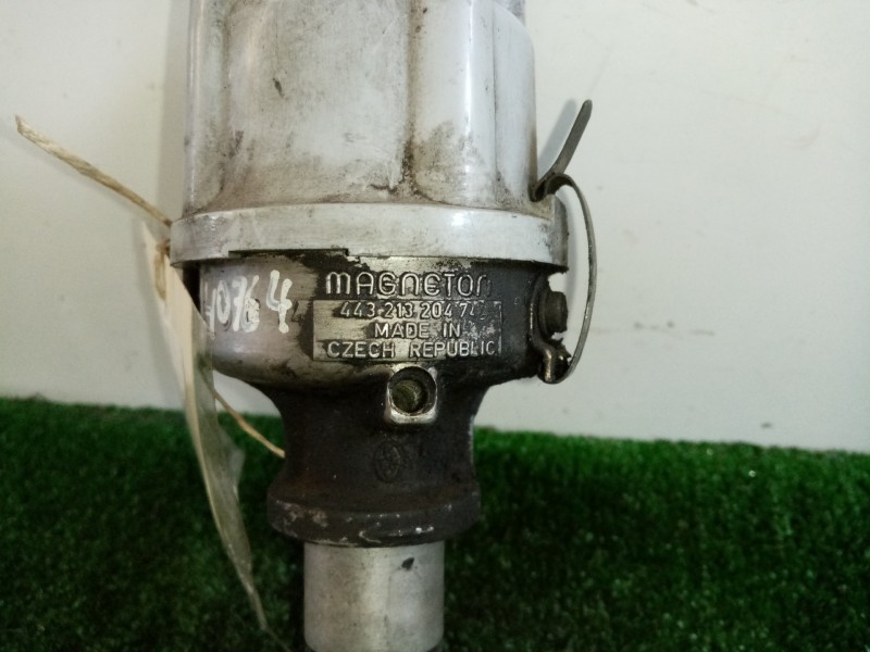 Recambio de delco para skoda felicia berlina ( 791) 1.3 referencia OEM IAM 443213204742 MAGNETON 