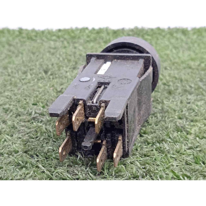 Recambio de boton luneta termica para peugeot 205 berlina referencia OEM IAM SINREFERENCIA  