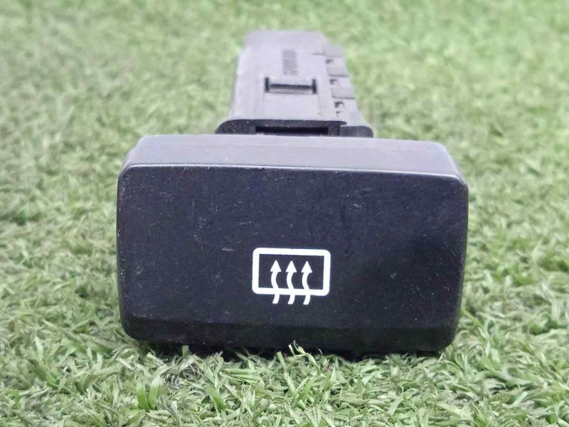 Recambio de boton luneta termica para kia sorento referencia OEM IAM 202002962-621W05010  