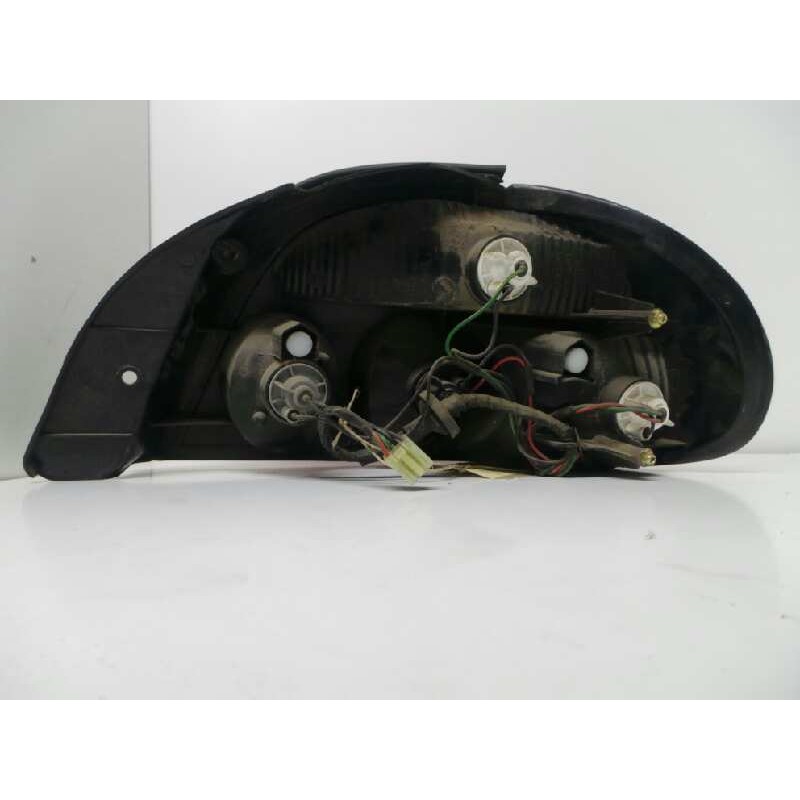 Recambio de piloto trasero izquierdo para kia sephia ll referencia OEM IAM 0K2A151140L 96-01 