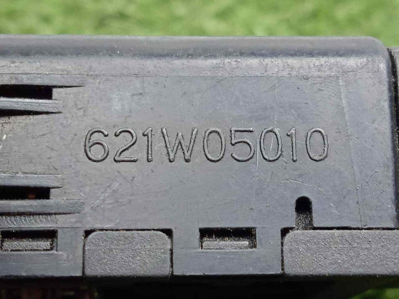 Recambio de boton luneta termica para kia sorento referencia OEM IAM 202002962-621W05010  