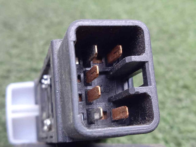 Recambio de boton luneta termica para kia sorento referencia OEM IAM 202002962-621W05010  