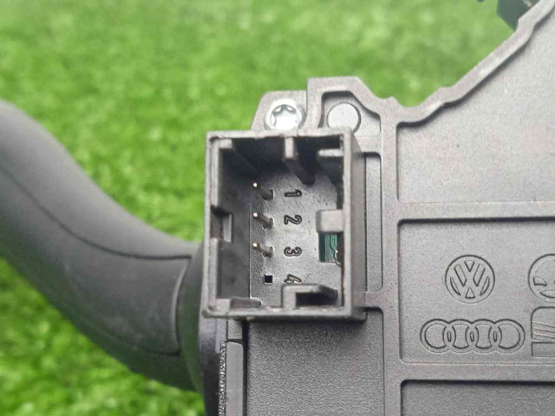 Recambio de mando luces para audi a6 berlina (4f2) 2.0 tdi referencia OEM IAM 4F0953549A-4F0910549 MANDO.DOBLE MANDO.ORDENADOR