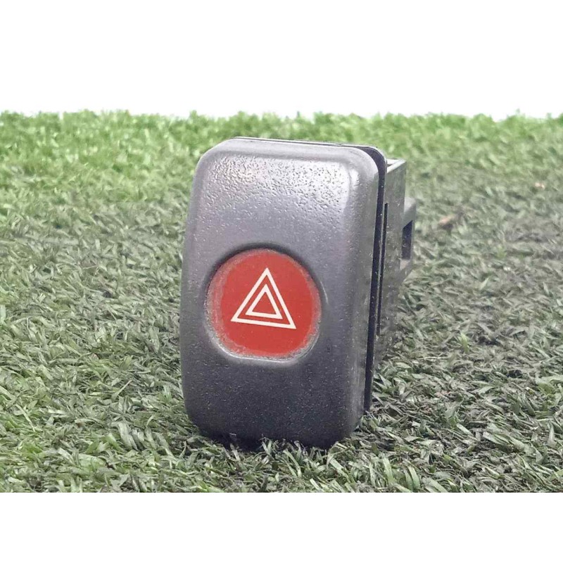 Recambio de warning para isuzu n-serie referencia OEM IAM 8972024750  