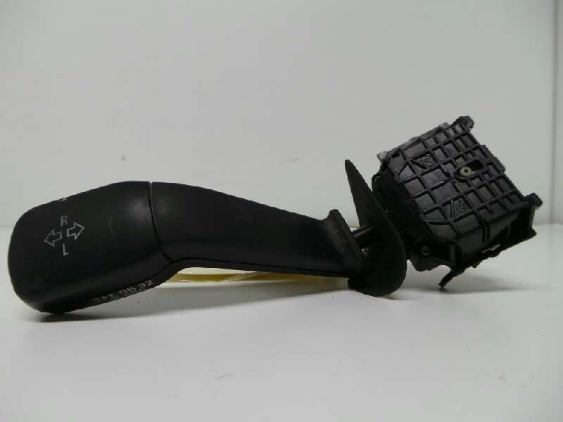 Recambio de mando intermitentes para bmw serie 5 touring (e39) 525tds referencia OEM IAM 8352014-01100400  