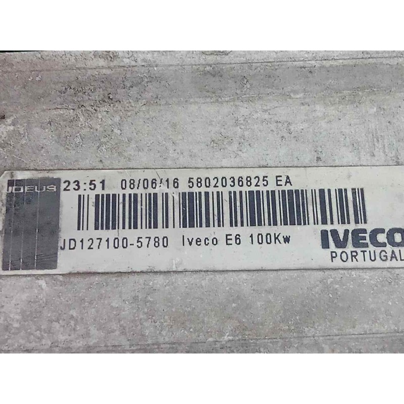 Recambio de intercooler para iveco daily furgón 2.3 diesel cat referencia OEM IAM 5802036825EA  