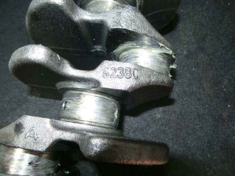 Recambio de cigueñal para peugeot 206 berlina 1.4 hdi referencia OEM IAM 6238C-2151  