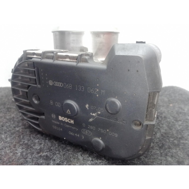 Recambio de caja mariposa para audi a4 berlina (8e) 1.8 20v turbo referencia OEM IAM 0280750009-06B133062M  