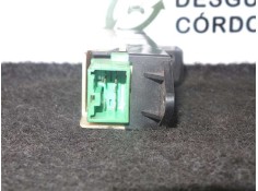 Recambio de mando elevalunas trasero derecho para mitsubishi l 200 (k6/7) 2.5 turbodiesel referencia OEM IAM    2