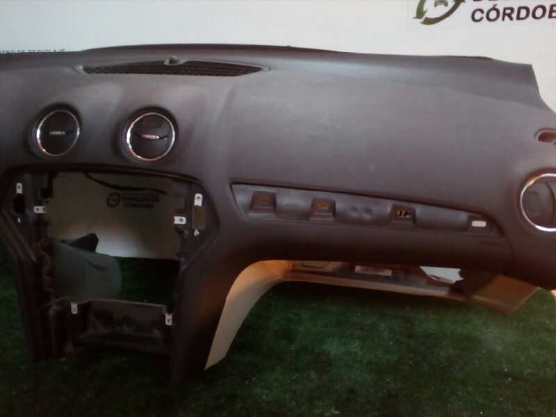 Recambio de salpicadero para ford mondeo ber. (ca2) 2.0 tdci cat referencia OEM IAM  NEGRO - BEIGE 